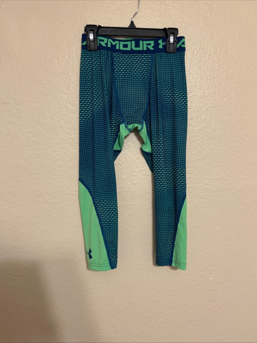 UNDER ARMOUR Blue Fitted 3/4 Leggings Boys YMD HeatGear Baselayer